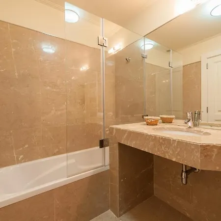 Chiado Apartman